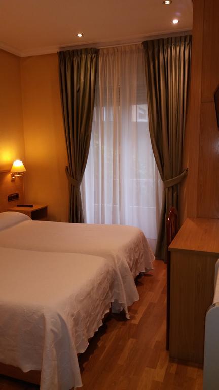 Pension La Concha San Sebastian Luaran gambar